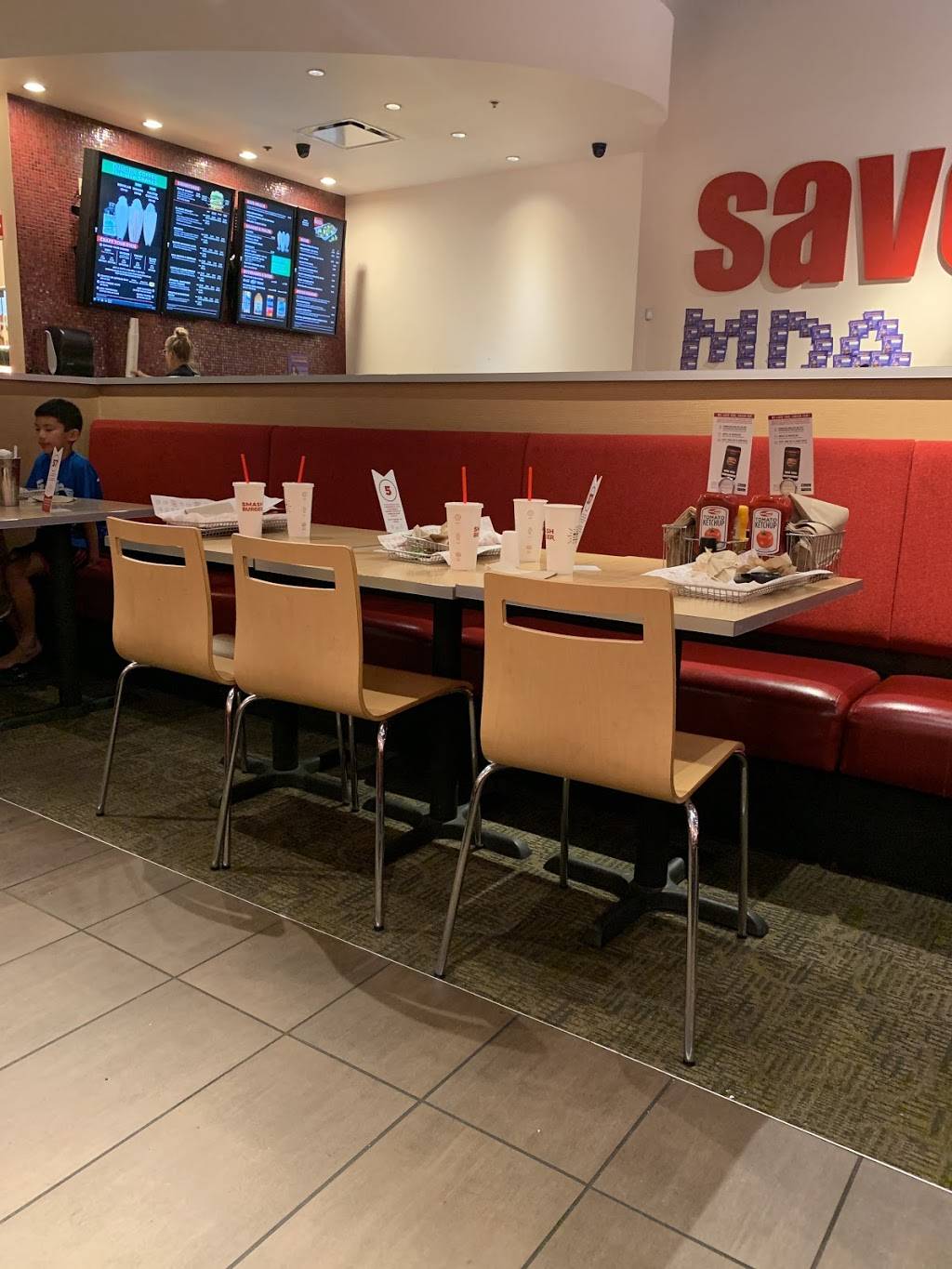 Smashburger | restaurant | 2470 W Happy Valley Rd Suite 1195, Phoenix, AZ 85085, USA | 6237801884 OR +1 623-780-1884