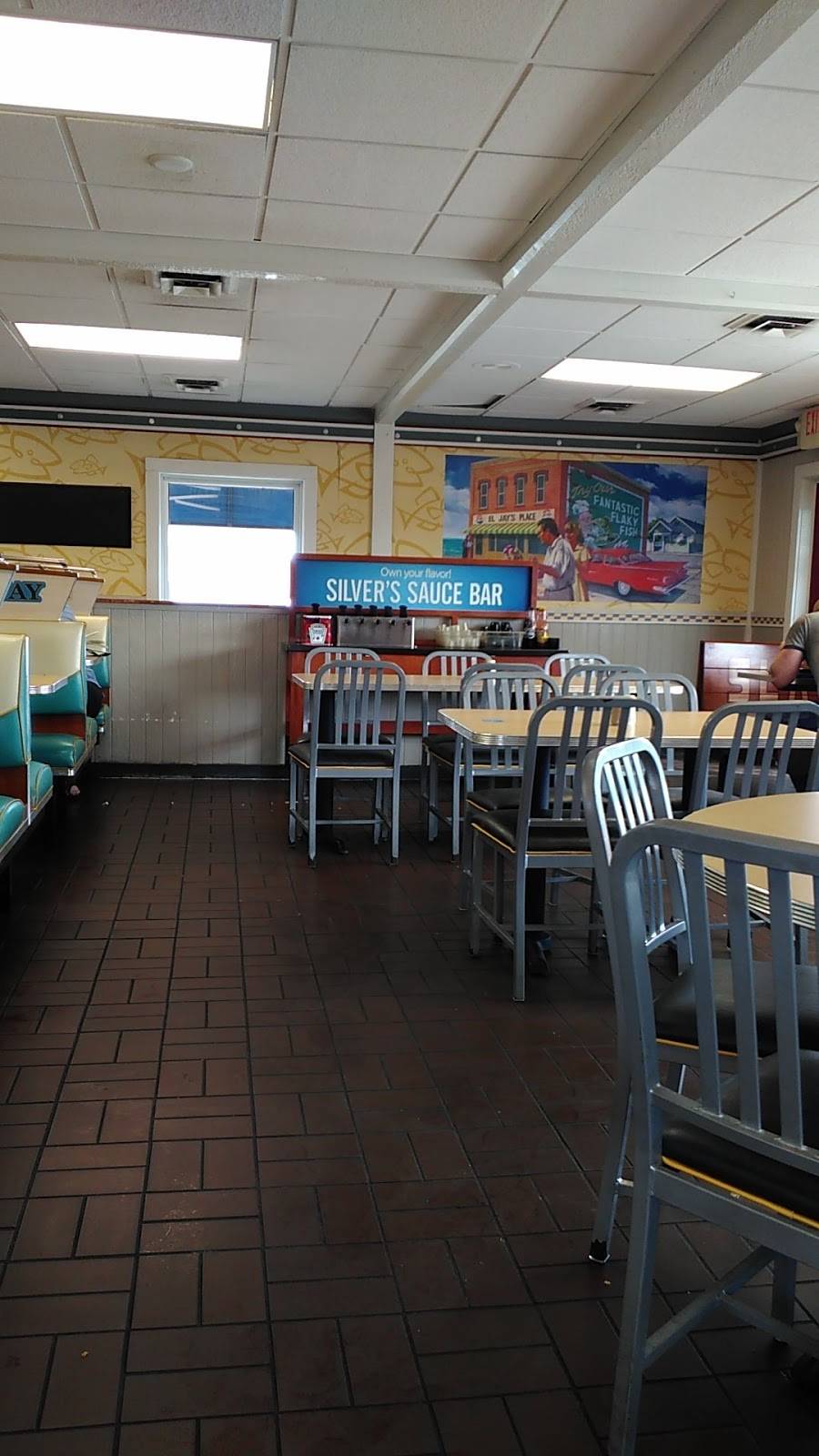 Long John Silvers | restaurant | 2090 W 21st St, Wichita, KS 67203, USA | 3168321761 OR +1 316-832-1761