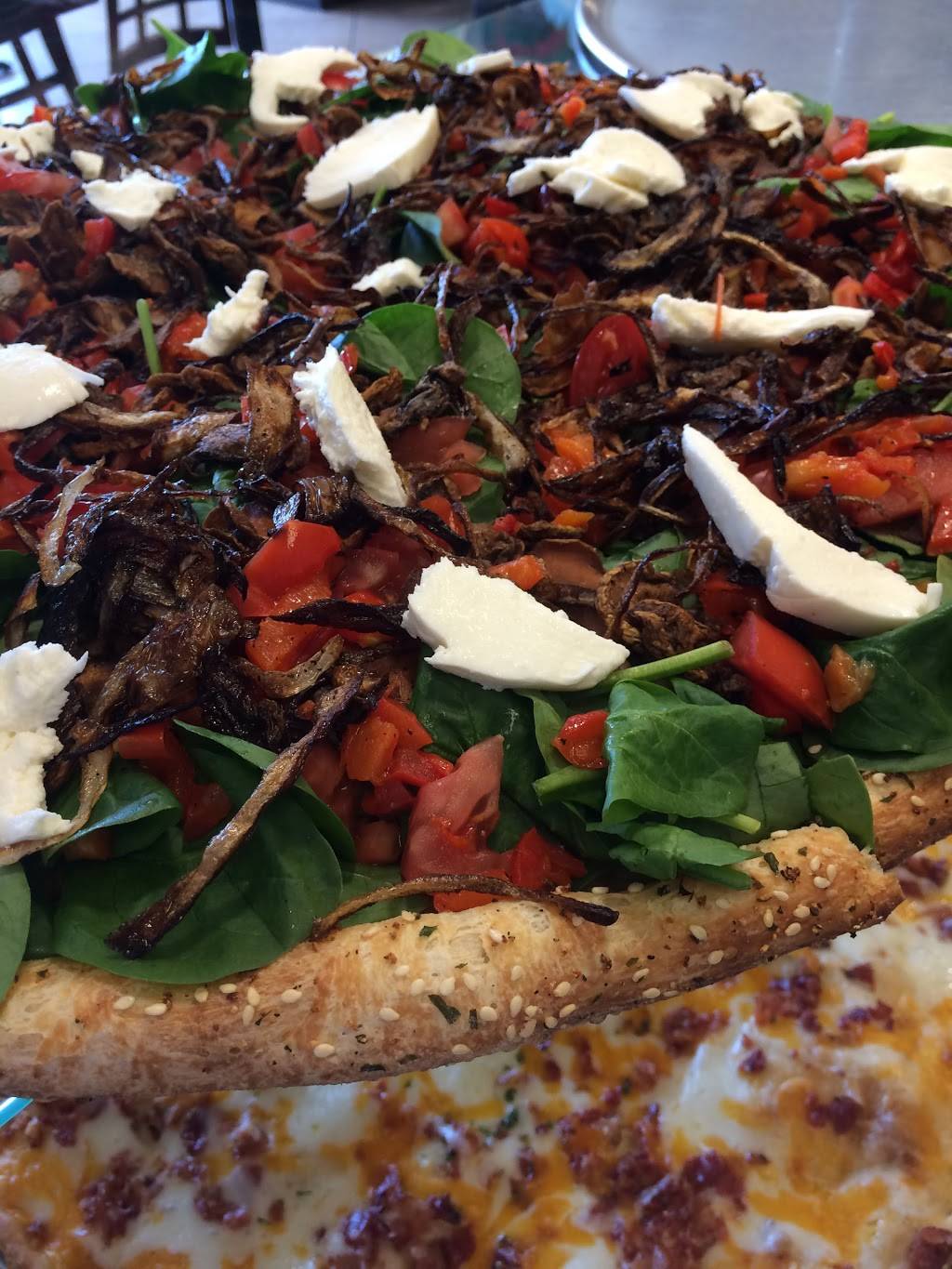 Anthonys East Coast Pizza | restaurant | 250 Palm Coast Pkwy NE #405, Palm Coast, FL 32137, USA | 3865972600 OR +1 386-597-2600