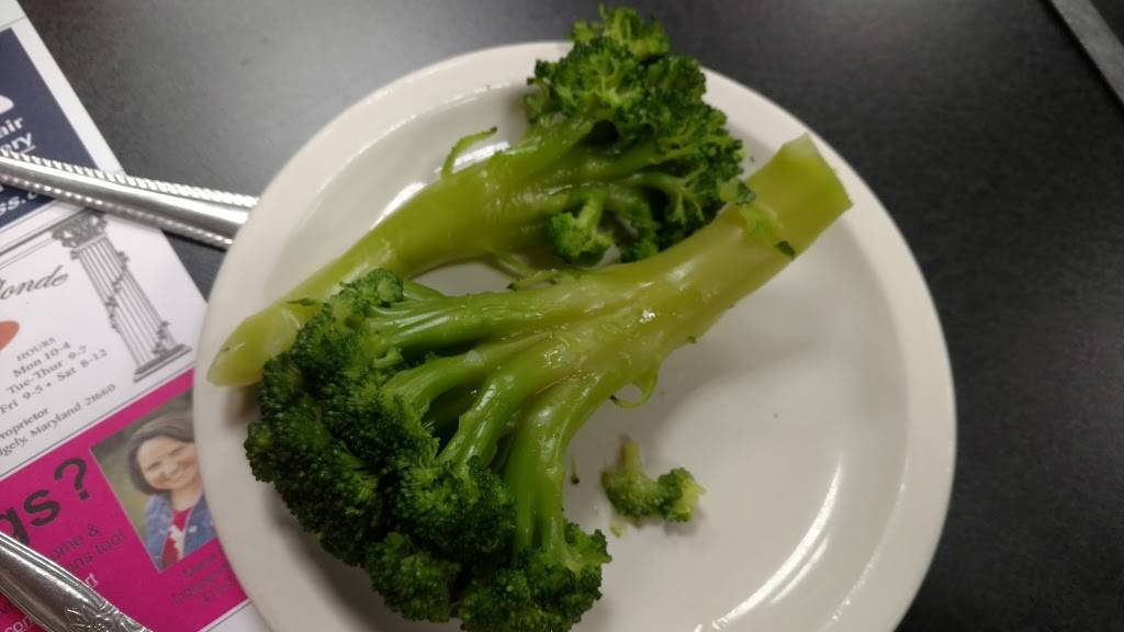 9 Central Diner | restaurant | 9 N Central Ave, Ridgely, MD 21660, USA | 4106348262 OR +1 410-634-8262