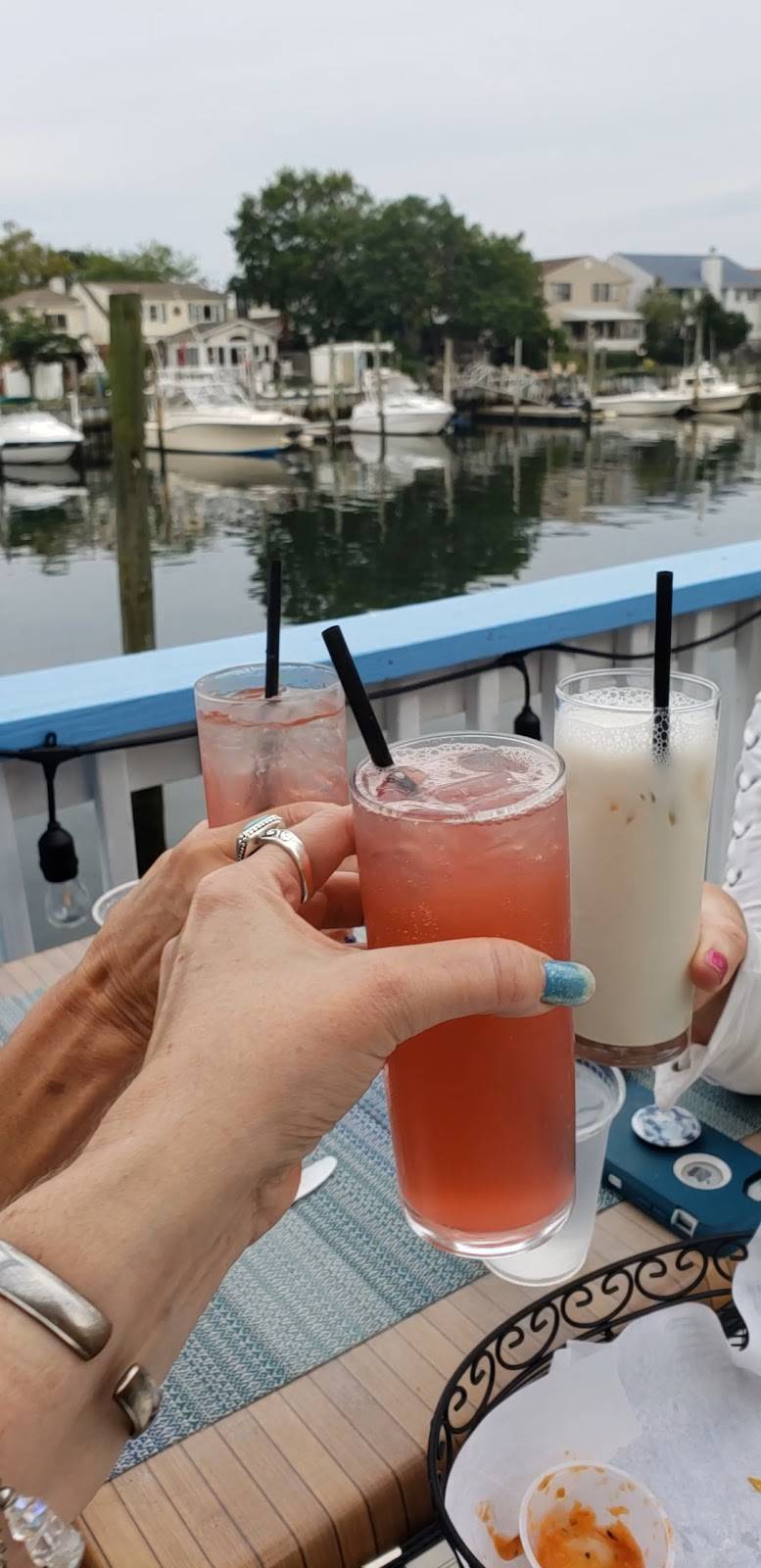 Mile On The Water | restaurant | 229 Woodcleft Ave, Freeport, NY 11520, USA | 5163770700 OR +1 516-377-0700