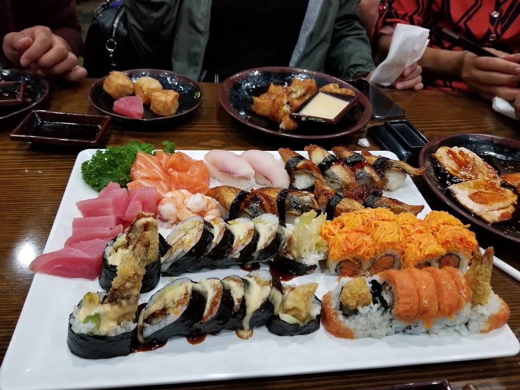 Suki Hanna | restaurant | 4060 Town Center Blvd, Orlando, FL 32837, USA | 4078529688 OR +1 407-852-9688