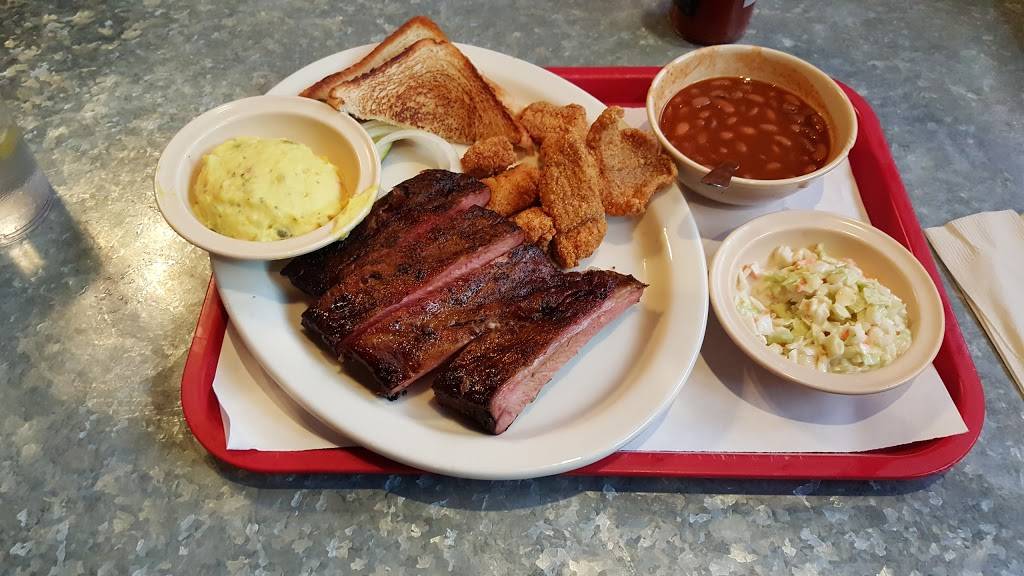 Risckys BAR-B-Q | restaurant | 300 Main St, Fort Worth, TX 76102, USA | 8178773306 OR +1 817-877-3306