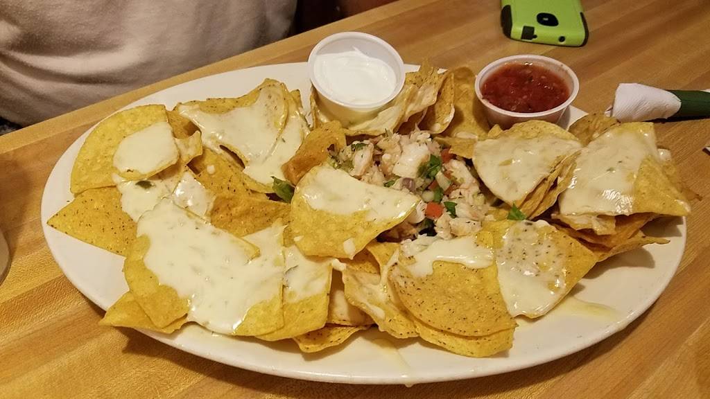 Snapperz Grill & Steam Bar | restaurant | 3710 Arendell St, Morehead City, NC 28557, USA | 2522401313 OR +1 252-240-1313