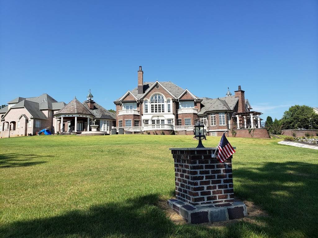 Greensboro National Golf Club | restaurant | 330 Niblick Dr, Summerfield, NC 27358, USA | 3363421113 OR +1 336-342-1113