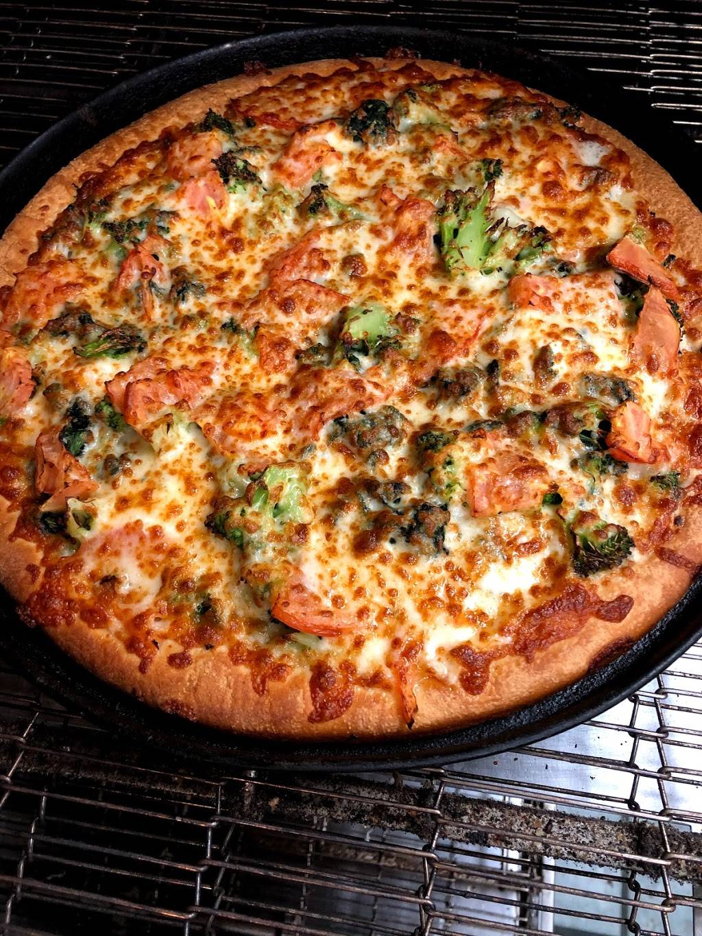 Keystone Pizza | restaurant | 7421 West Chester Pike, Upper Darby, PA 19082, USA | 6107341206 OR +1 610-734-1206