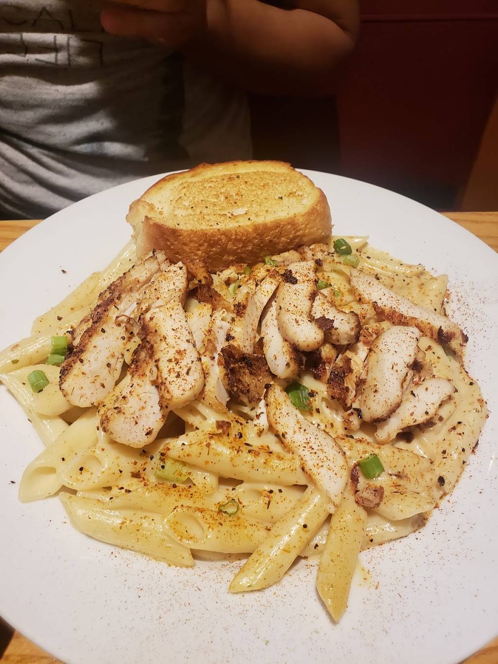 Chilis Grill & Bar | meal takeaway | 303 Semoran Blvd, Winter Park, FL 32792, USA | 4076797669 OR +1 407-679-7669