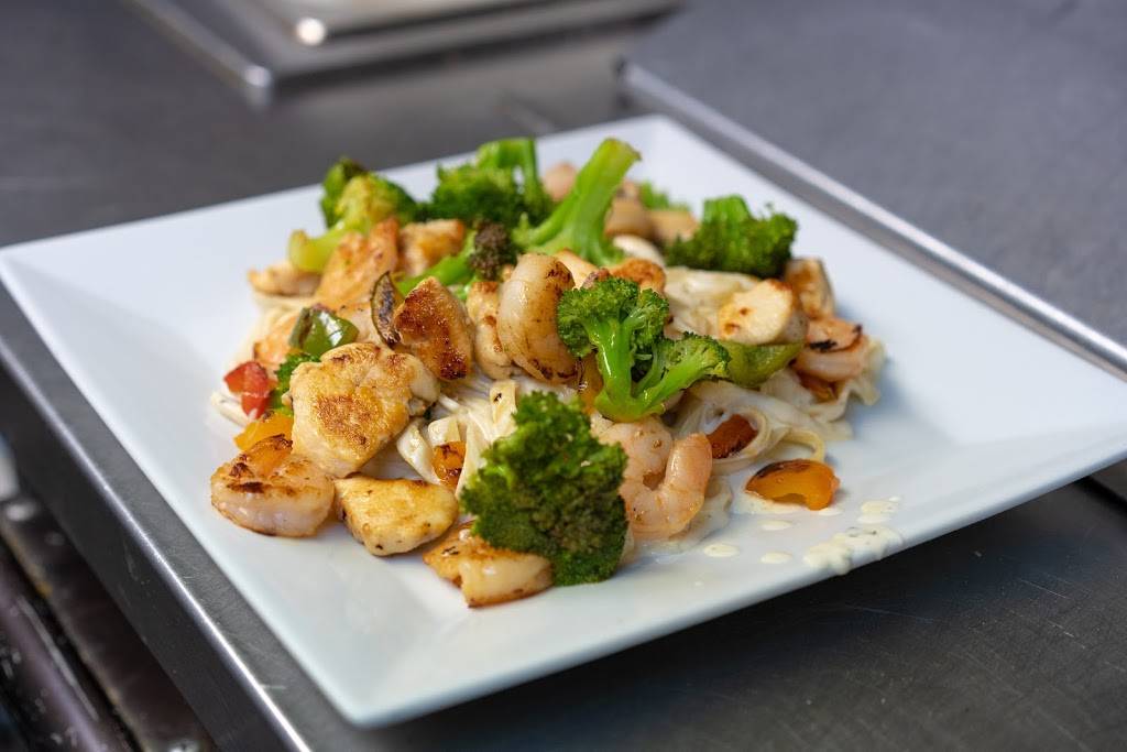 Chucktown Bar & Grill | restaurant | Savannah Hwy 2467 Unit 5E, Charleston, SC 29414, USA | 8438725668 OR +1 843-872-5668