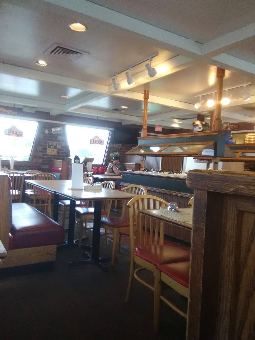 Pizza Hut | meal takeaway | 829 E Atlantic St, South Hill, VA 23970, USA | 4344473757 OR +1 434-447-3757