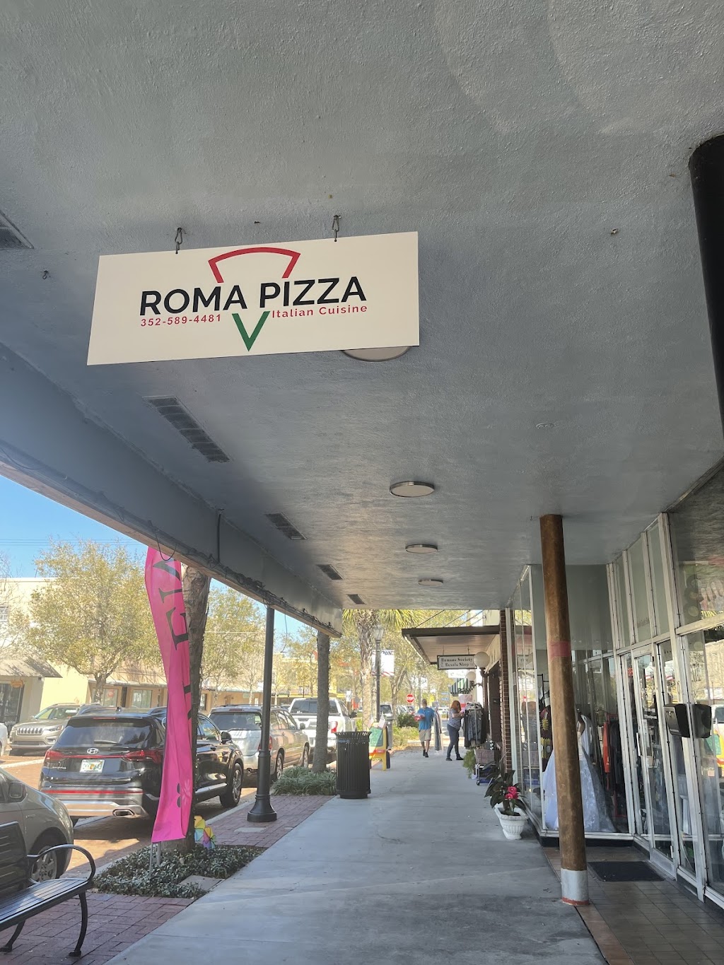 Roma Pizza | restaurant | 1 N Eustis St, Eustis, FL 32726, USA | 3525894481 OR +1 352-589-4481