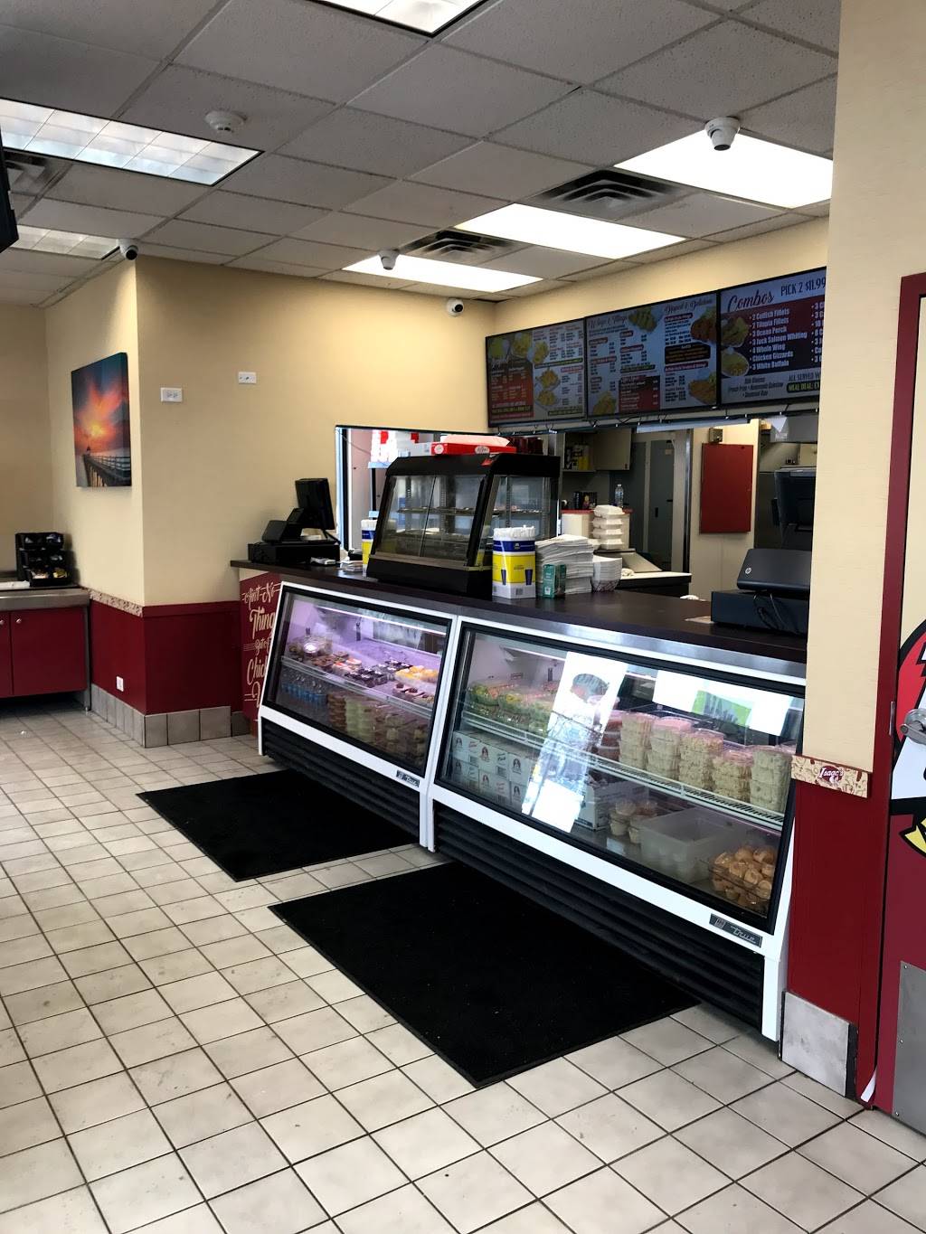 Isaac’s Fish | restaurant | 3196 Burr Oak Ave, Blue Island, IL 60406, USA | 7088978750 OR +1 708-897-8750