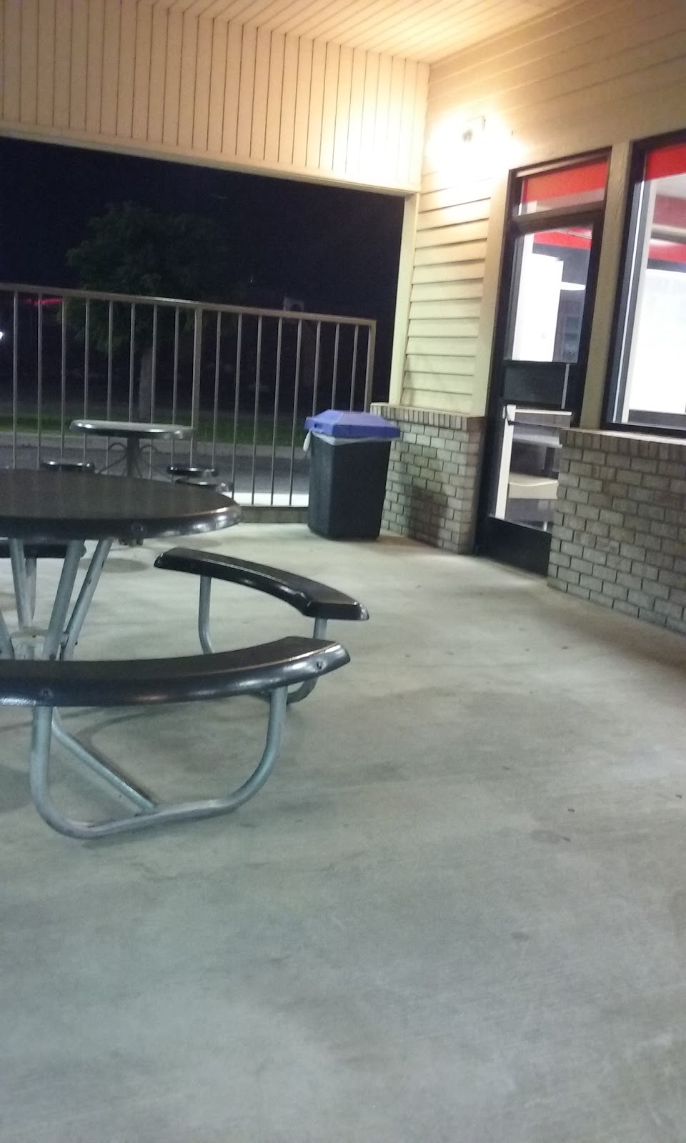 Burger King | restaurant | 2205 E Hillsboro St, Pasco, WA 99301, USA | 5095475528 OR +1 509-547-5528