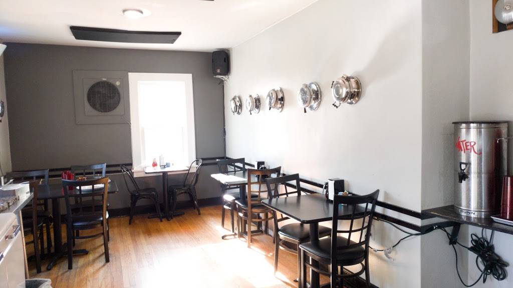 Tia Bs La Waffleria | cafe | 3710 Campus Blvd NE, Albuquerque, NM 87106, USA | 5054922007 OR +1 505-492-2007