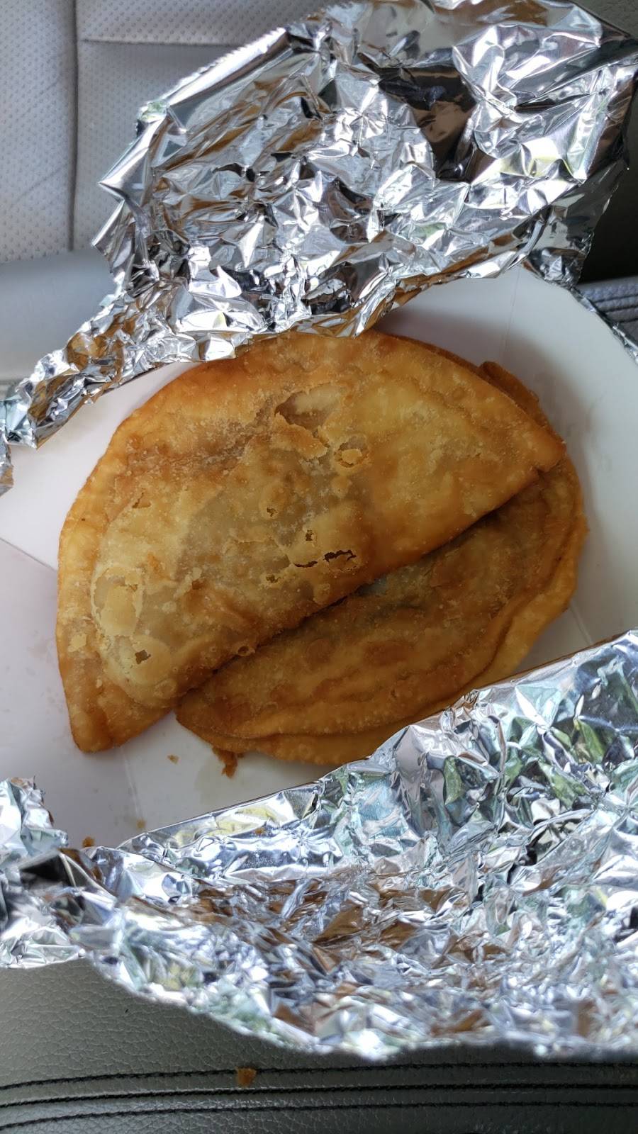 Porkys Point Restaurant | meal takeaway | 3824 N 5th St, Philadelphia, PA 19140, USA | 2152216243 OR +1 215-221-6243