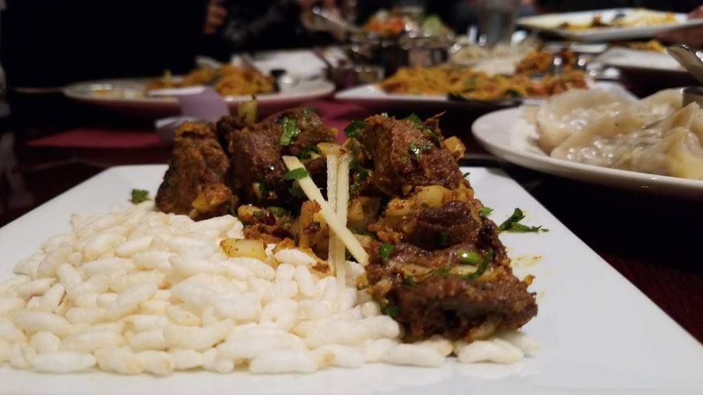 Aago Indian/ Nepalese Restaurant & Bar | restaurant | 12368 Warwick Blvd A107, Newport News, VA 23606, USA | 7578733529 OR +1 757-873-3529