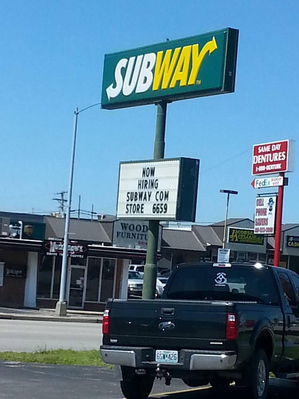 Subway | restaurant | 748 S Jefferson Ave, Lebanon, MO 65536, USA | 4175882111 OR +1 417-588-2111