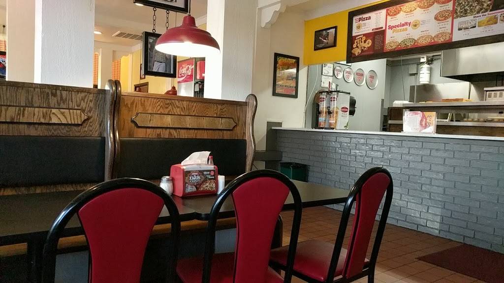 Johnnys Pizza House | meal delivery | 114 Benton Spur, Bossier City, LA 71111, USA | 3187427374 OR +1 318-742-7374