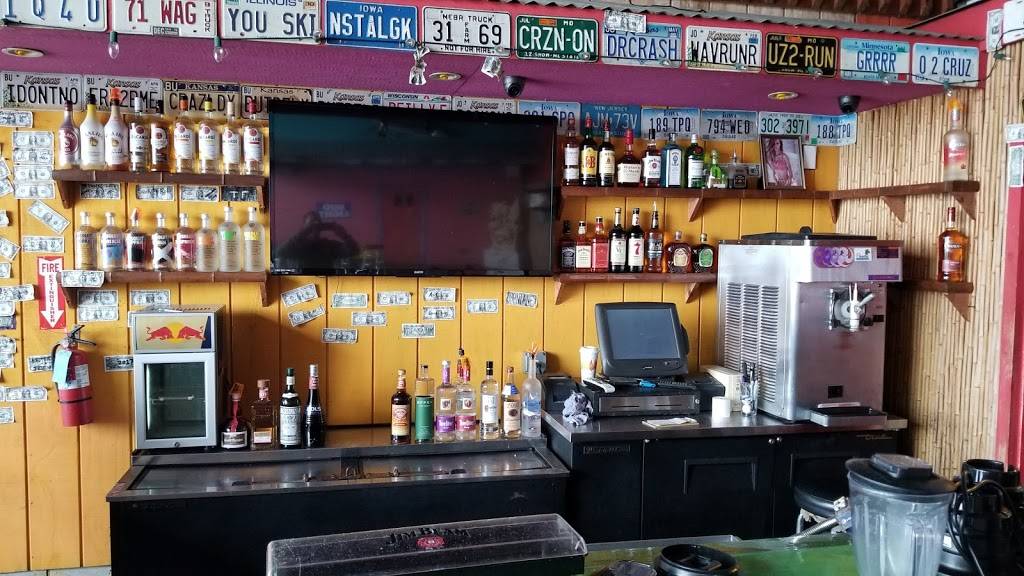 Paradise Tropical Restaurant and Bar | restaurant | 430 Tropical, Trails End Rd, Sunrise Beach, MO 65079, USA | 5733744777 OR +1 573-374-4777