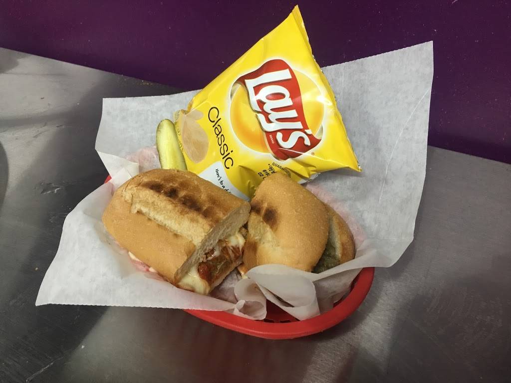 The Pizza Dragon | restaurant | 621 S Indiana Ave, Sellersburg, IN 47172, USA | 8127480073 OR +1 812-748-0073