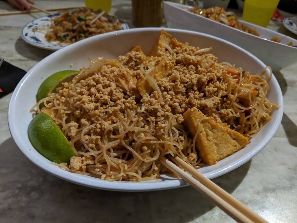 Pearl Asian Kitchen | night club | 20060 Van Aken Blvd, Shaker Heights, OH 44122, USA | 2167518181 OR +1 216-751-8181