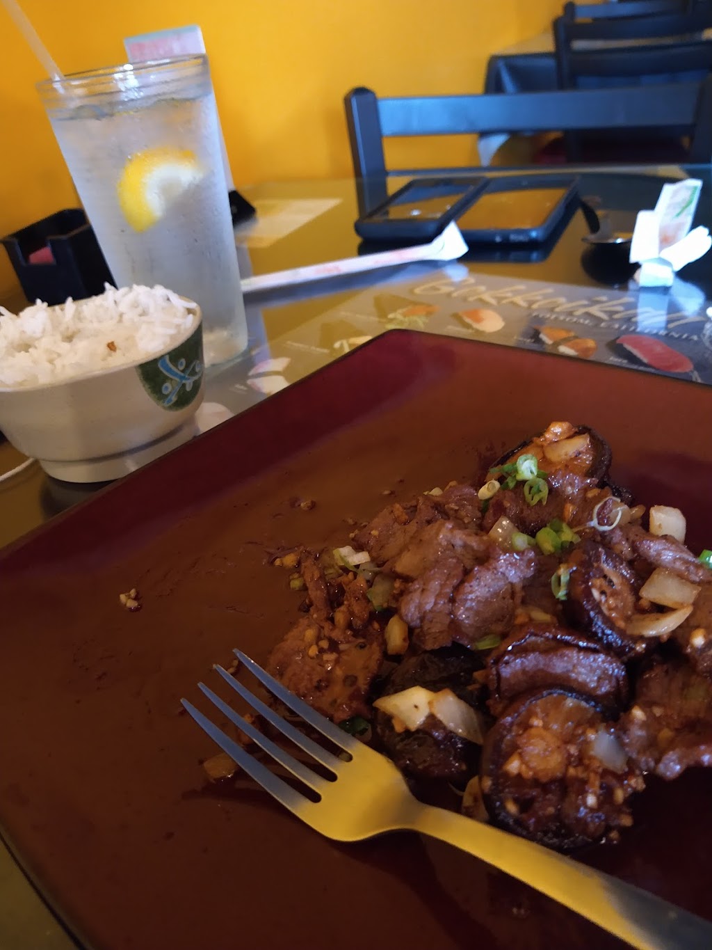 Sakura Japanese Cuisine | restaurant | 605 W Douglas Ave, Wichita, KS 67207, USA | 3169272898 OR +1 316-927-2898