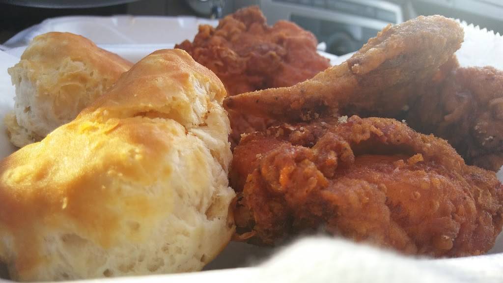 Kings Fried Chicken | restaurant | 2216 34th St S, St. Petersburg, FL 33711, USA | 7272019659 OR +1 727-201-9659