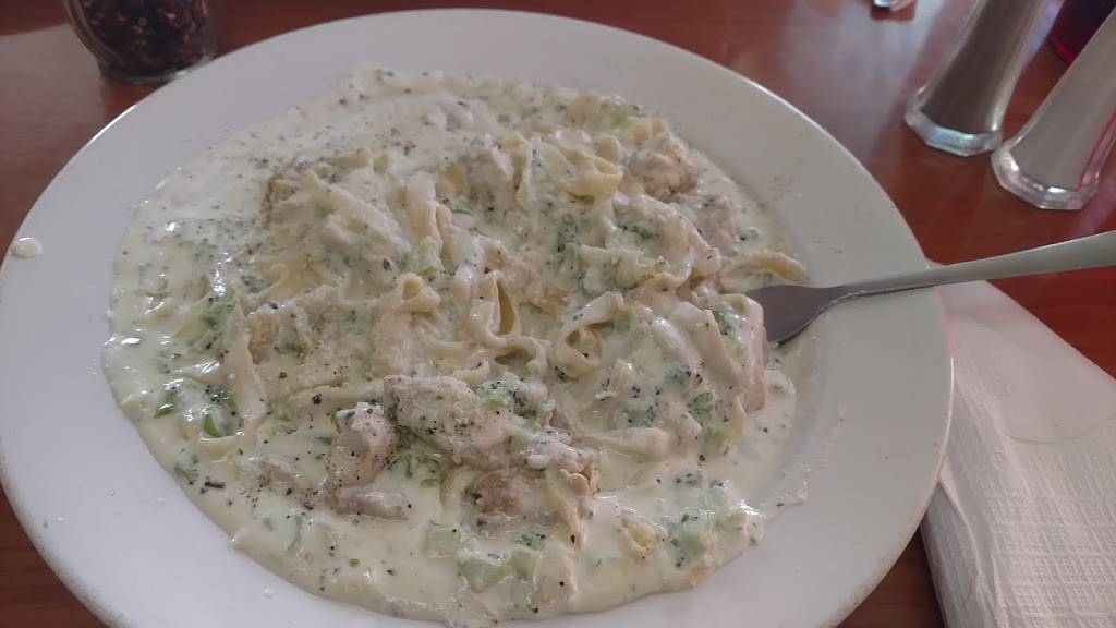 Alys Family Italian Restaurant | restaurant | 3204 Riner Rd, Christiansburg, VA 24073, USA | 5403817800 OR +1 540-381-7800