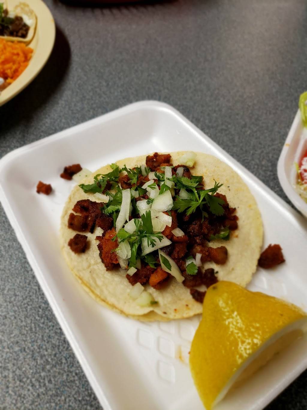 El Sazon Del Sur | restaurant | 9401 N Cave Creek Rd A, Phoenix, AZ 85020, USA | 6029970642 OR +1 602-997-0642