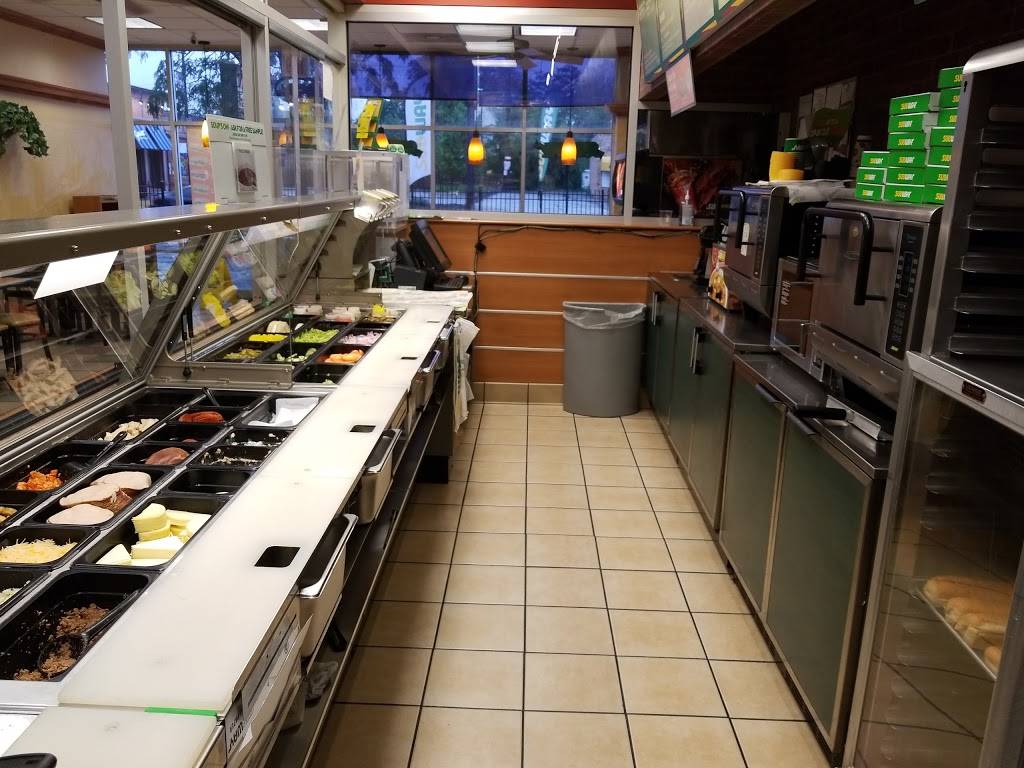 Subway Restaurants | restaurant | 726 E 87th St, Chicago, IL 60619, USA | 7739948338 OR +1 773-994-8338