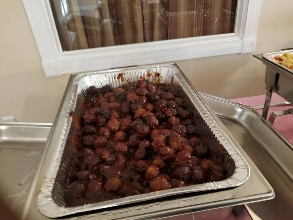 Mama. "E" K. & T. Catering LLC | restaurant | 11417 Silverfield Ln, Charlotte, NC 28215, USA | 7045785996 OR +1 704-578-5996