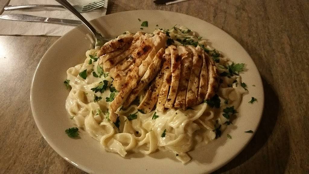 Bongiovannis Italian Restaurant | restaurant | 15244 Olde Hwy 80, El Cajon, CA 92021, USA | 6194438455 OR +1 619-443-8455