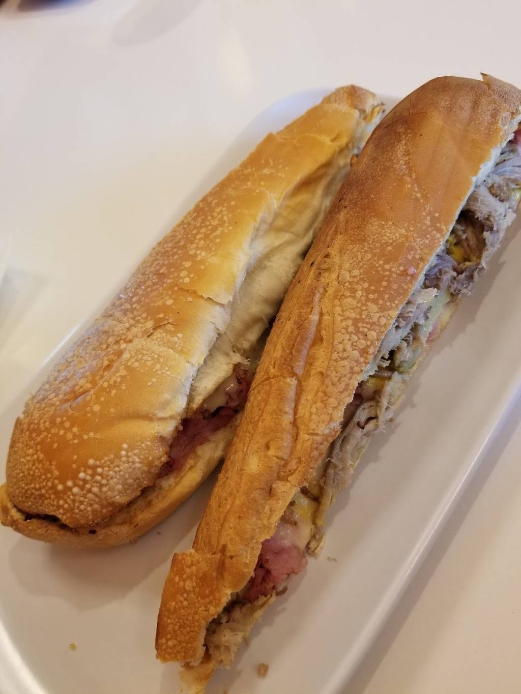 ZaZas Cuban Café | cafe | Airside 1, Gate 17, 1 Jeff Fuqua Blvd, Orlando, FL 32827, USA | 4078253430 OR +1 407-825-3430