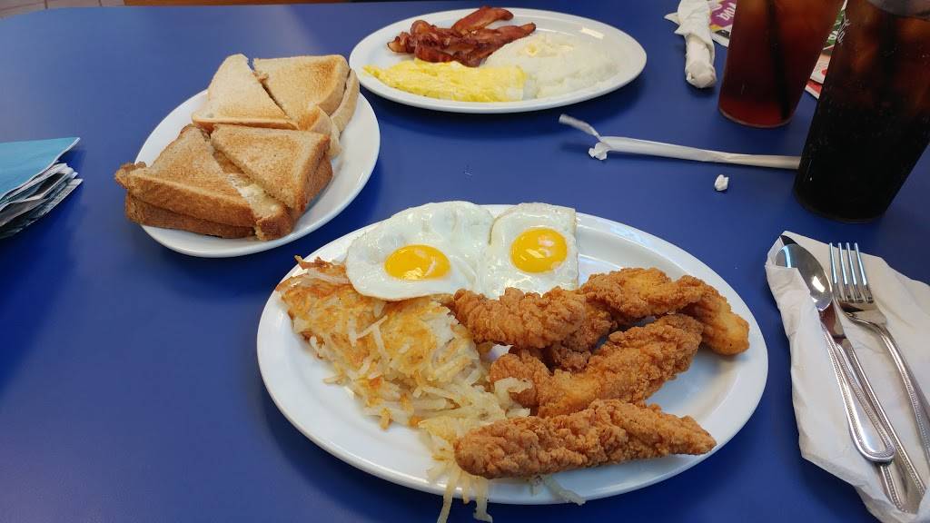 Bob & Ediths Diner | restaurant | 5918 N Kings Hwy, Alexandria, VA 22303, USA | 7033733284 OR +1 703-373-3284