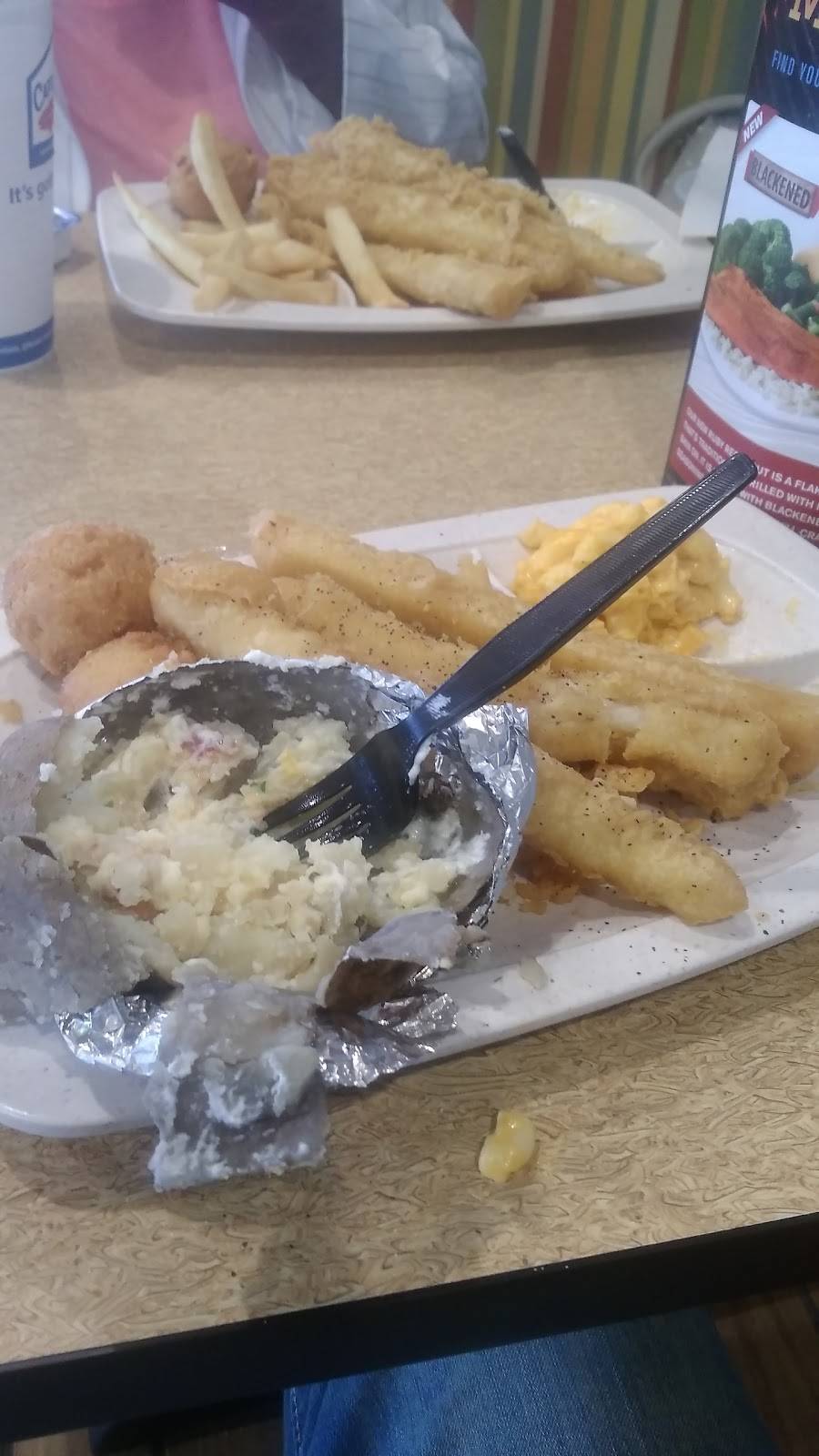 Captain Ds | restaurant | 235 W Woodrow Wilson Ave, Jackson, MS 39213, USA | 6013668559 OR +1 601-366-8559