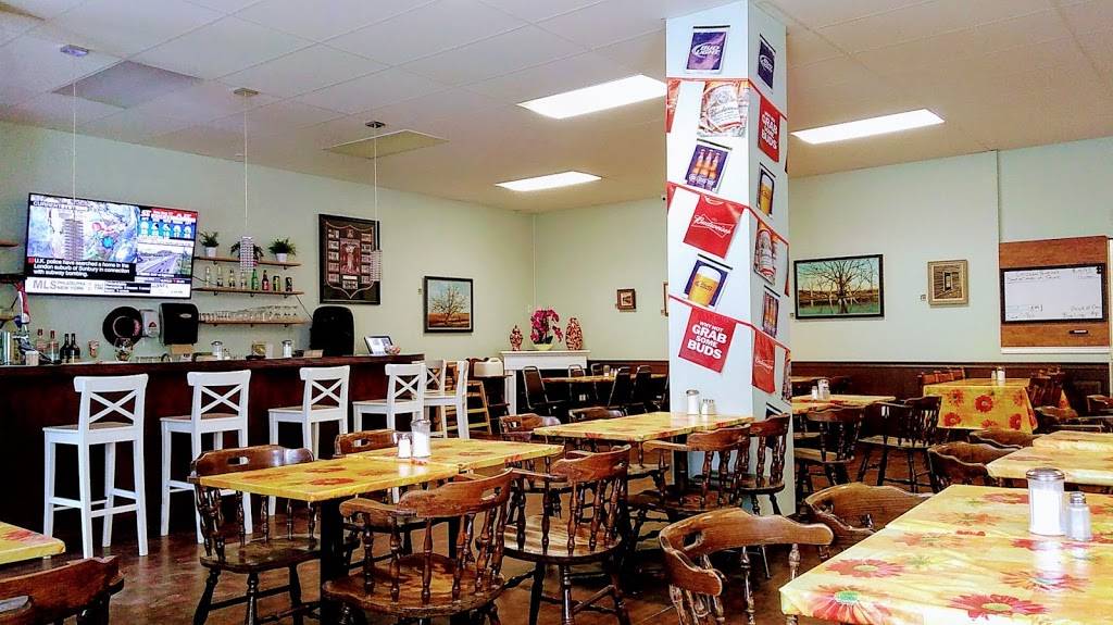 The Side Door Family Restaurant | restaurant | 33 Queen St, Crysler, ON K0A 1R0, Canada | 6139871086 OR +1 613-987-1086