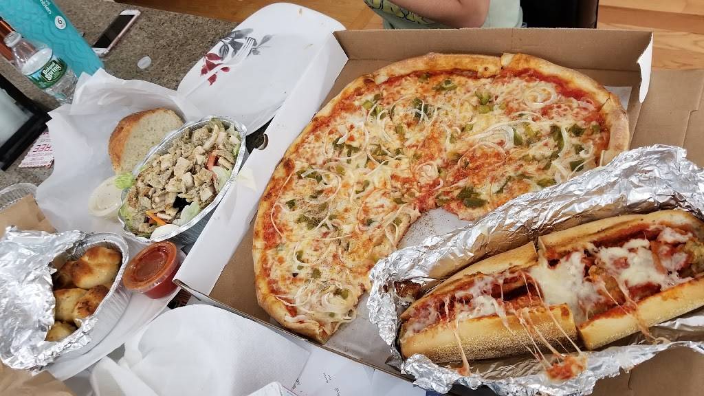 Amendolas Pizzeria & Restaurant | restaurant | 28 Lake St, Monroe, NY 10950, USA | 8457824432 OR +1 845-782-4432