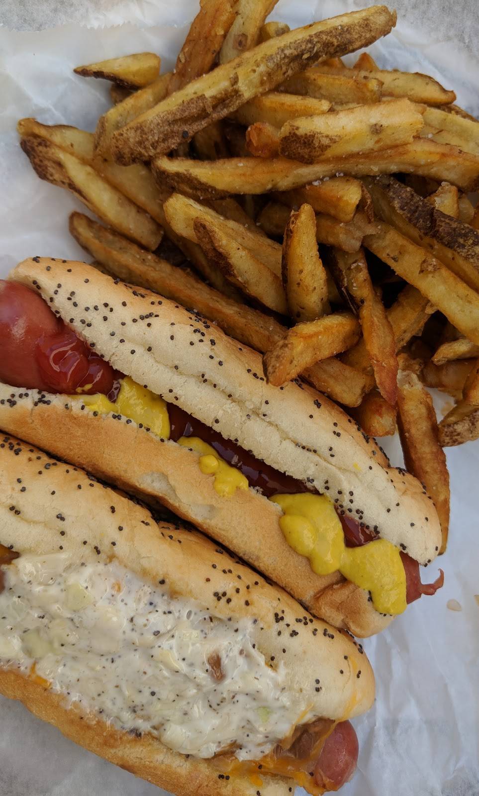 Wienery | restaurant | 414 Cedar Ave, Minneapolis, MN 55454, USA | 6123335798 OR +1 612-333-5798