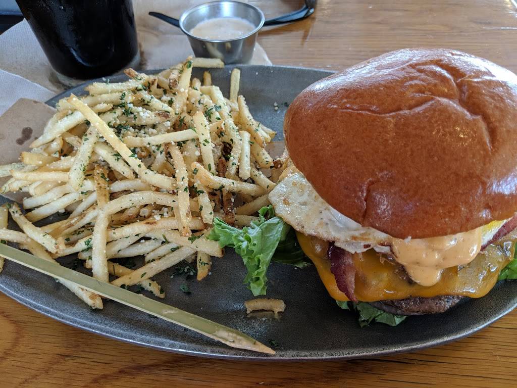 Village Burger Bar | restaurant | 12300 Inwood Rd #210, Dallas, TX 75244, USA | 2144844679 OR +1 214-484-4679