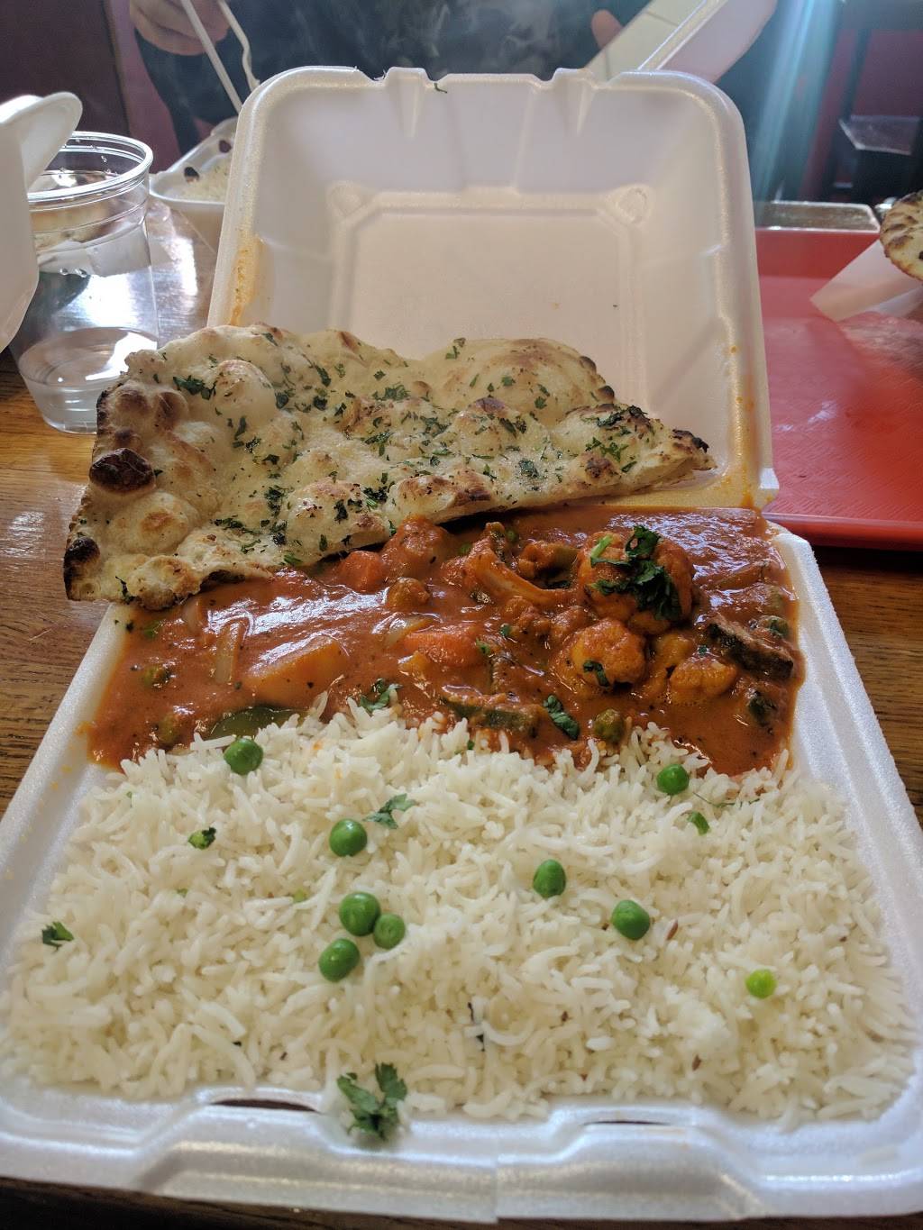 Adeep India | restaurant | 211 W McMillan St, Cincinnati, OH 45219, USA | 5134216453 OR +1 513-421-6453