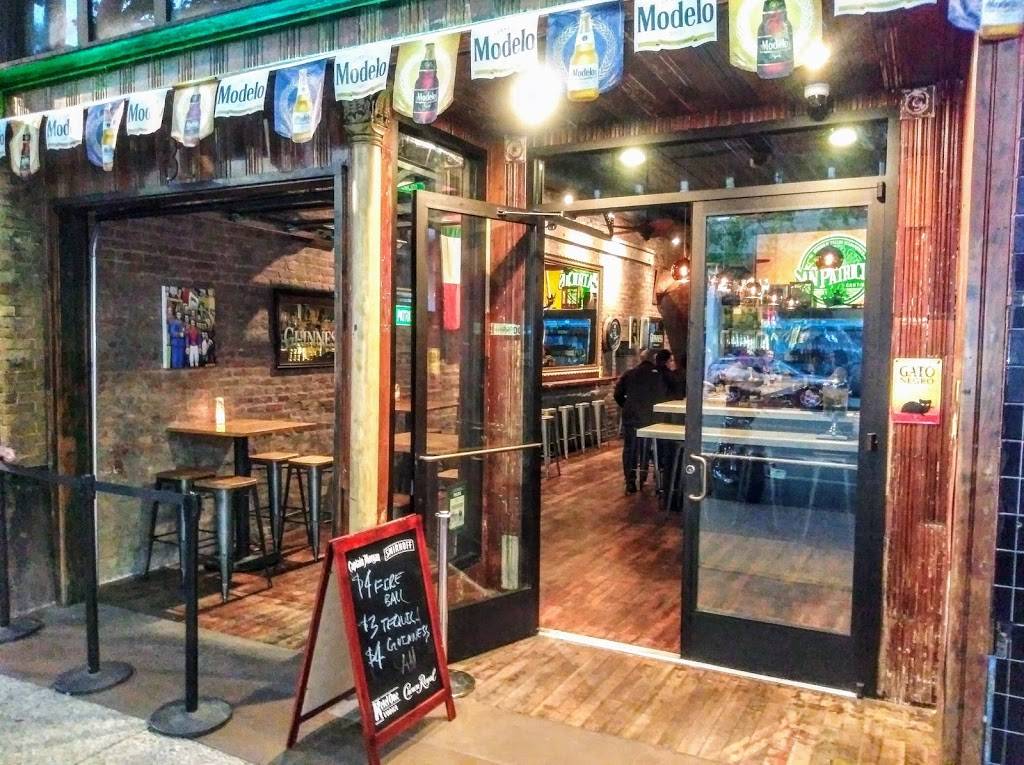 Chachos | restaurant | 87 E San Fernando St, San Jose, CA 95113, USA | 4082934321 OR +1 408-293-4321