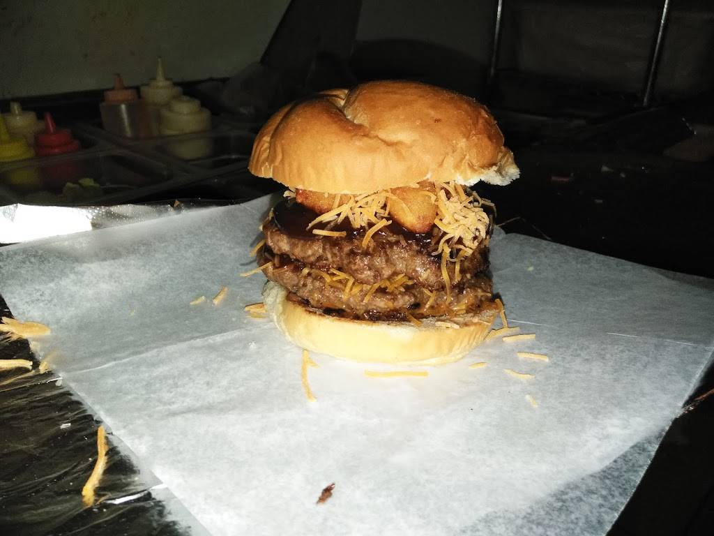 Green Bay Pizza Co Inc | restaurant | 2229 University Ave, Green Bay, WI 54302, USA | 9204659555 OR +1 920-465-9555