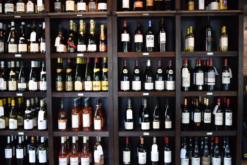 Bistro A Vin | restaurant | 40 Archdale Street corner of Market Street and, Archdale St, Charleston, SC 29401, USA | 8439744441 OR +1 843-974-4441