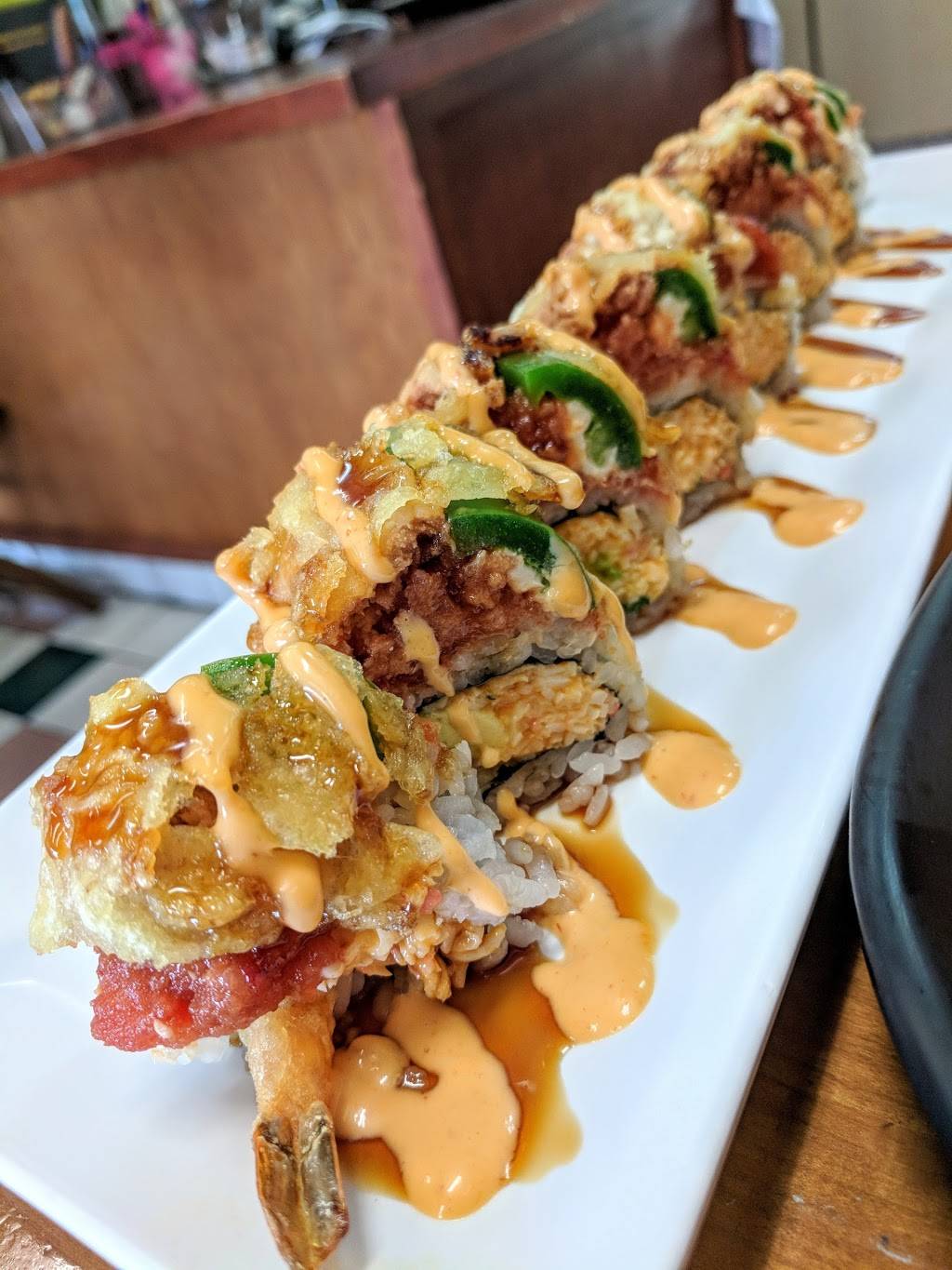 sushiholic | restaurant | 15749 E Imperial Hwy, La Mirada, CA 92604, USA | 5629430100 OR +1 562-943-0100