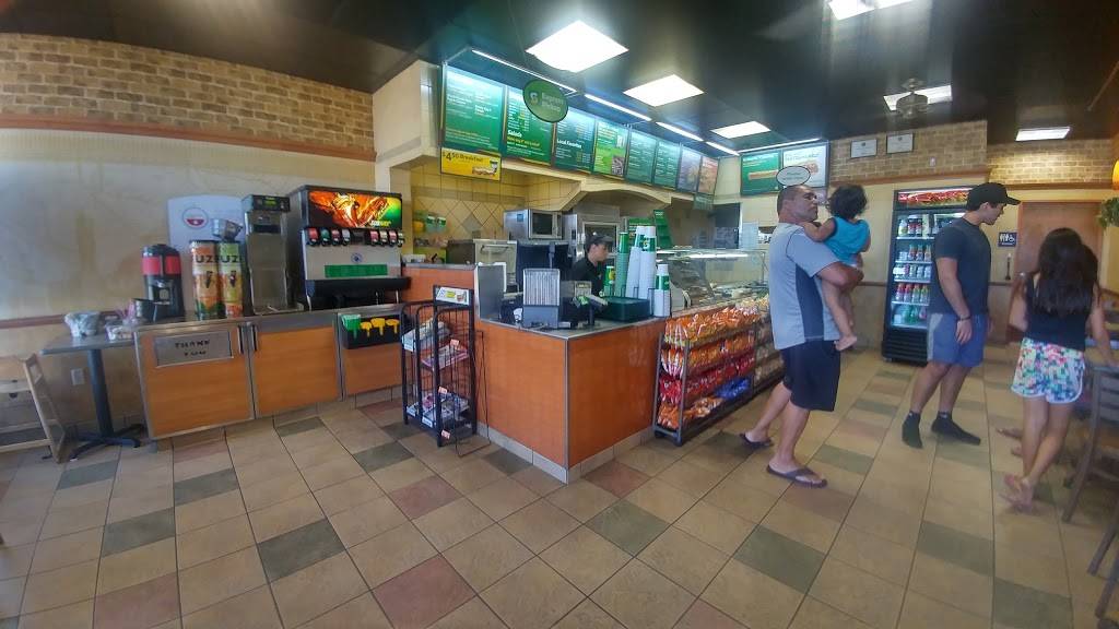 Subway Restaurants | restaurant | 1205 17th St, Santa Ana, CA 92701, USA | 7145640100 OR +1 714-564-0100