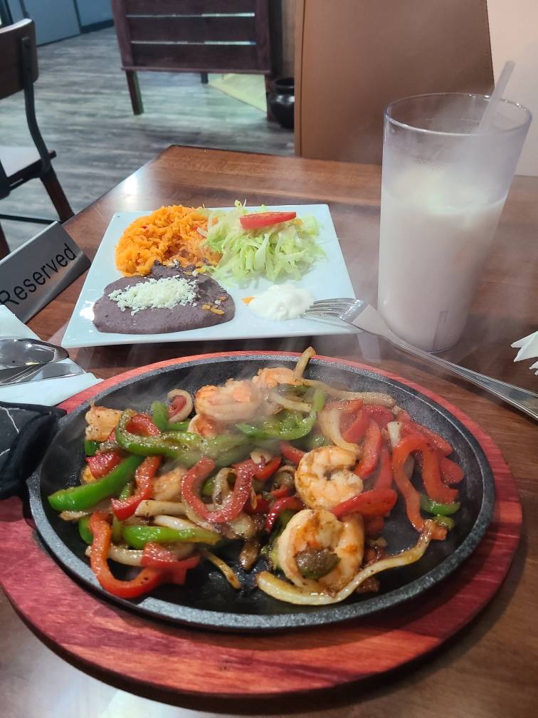 El Rincon mexicano | restaurant | 3157 Virginia Beach Blvd Suite 105, Virginia Beach, VA 23452, USA | 7579379530 OR +1 757-937-9530