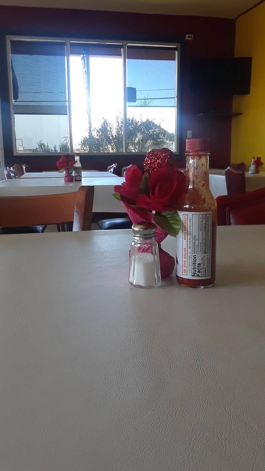 El Rancho Viejo Mariscos | restaurant | 1906 Broadway St, Vallejo, CA 94589, USA | 7076432507 OR +1 707-643-2507