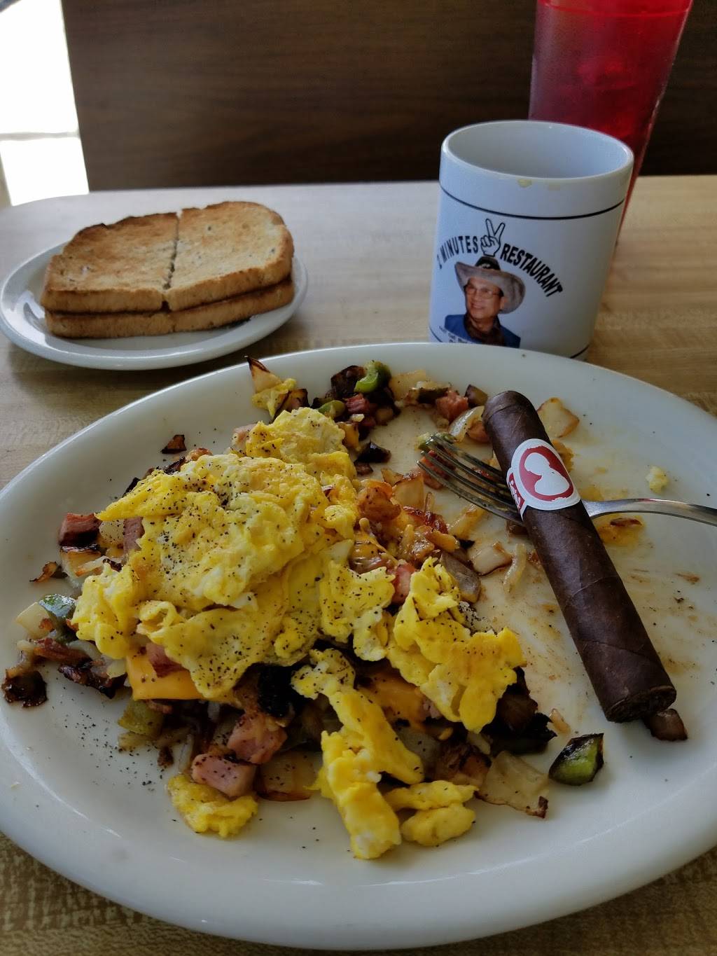 2 Minutes Restaurant | restaurant | 4447 Gall Blvd, Zephyrhills, FL 33542, USA | 8137807200 OR +1 813-780-7200