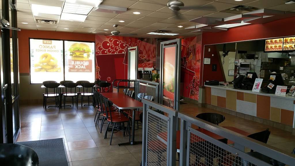 Jack in the Box | restaurant | 5340 Matlock Rd, Arlington, TX 76018, USA | 8174676611 OR +1 817-467-6611