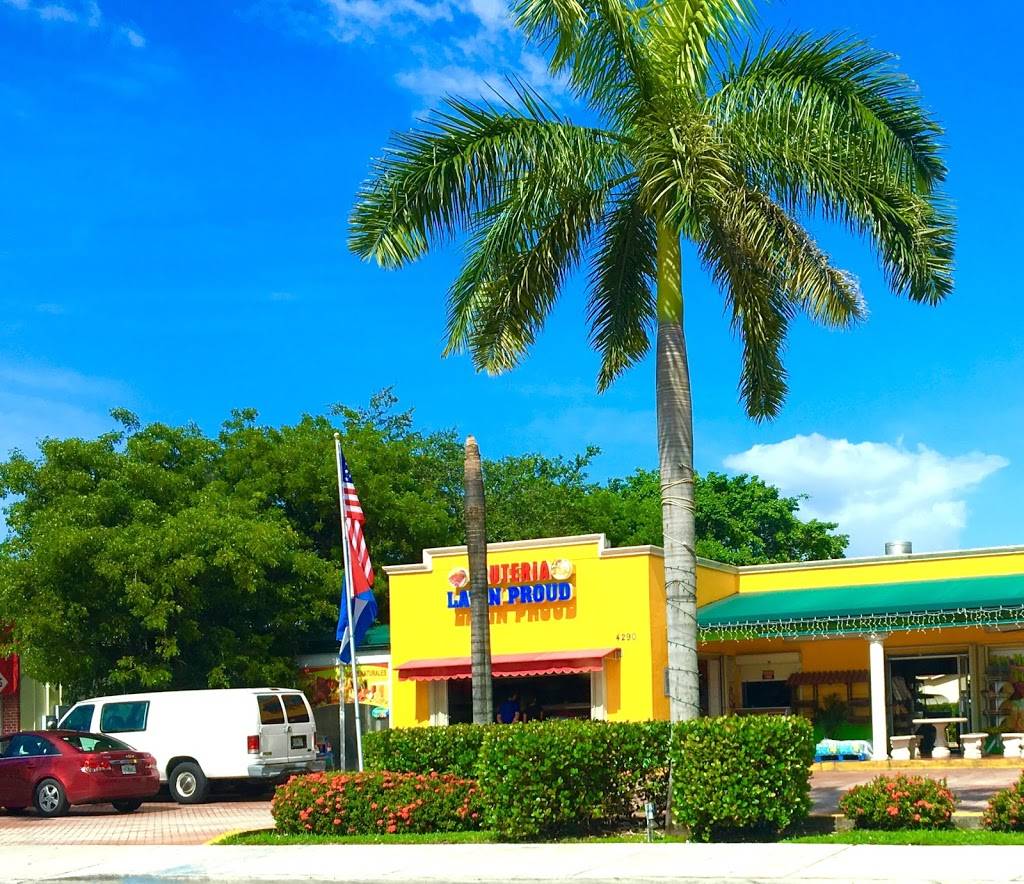 El Castillo de las Frutas | restaurant | 4290 E 4th Ave, Hialeah, FL 33013, USA | 3054596789 OR +1 305-459-6789