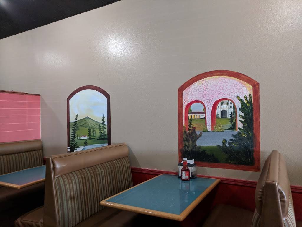 Gyro Grill Cafe | restaurant | 412 NW Englewood Rd, Kansas City, MO 64118, USA | 8165994465 OR +1 816-599-4465